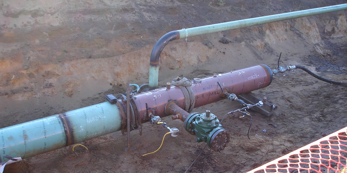 Pressure testing of installed pipe