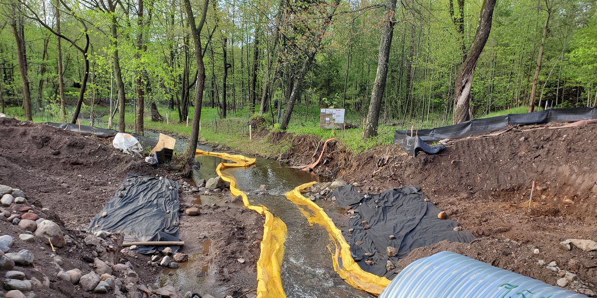 Yellow rubber barriers for stream diversion